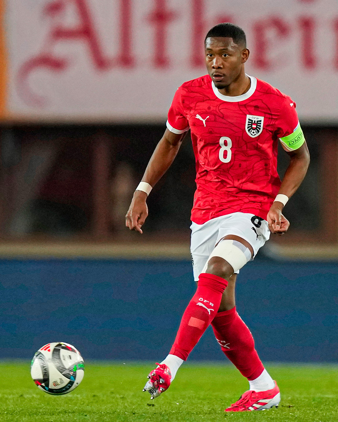 赛地聚焦——欧联转会期热度飙升，皇家马德里刷新队史纪录，底气十足，训练强度明显提升的简单介绍兰博电竞官网