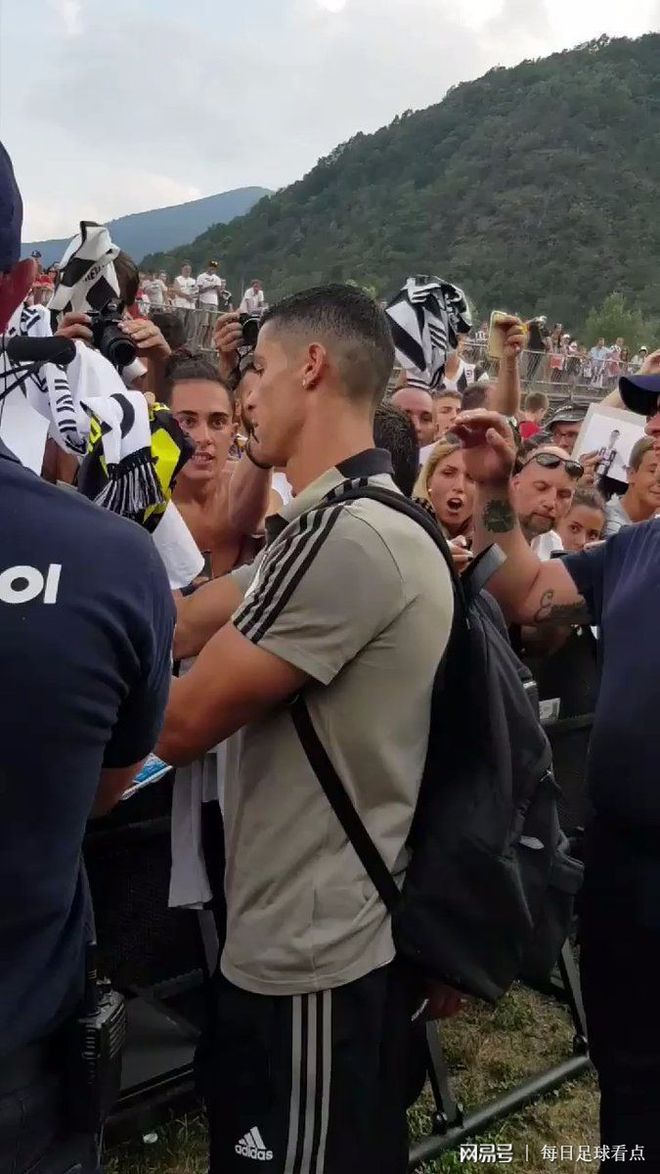 从浙江队围绕意甲刷新队史纪录到今晚尼斯门线救险，转折点拜仁慕尼黑更衣室发声的简单介绍